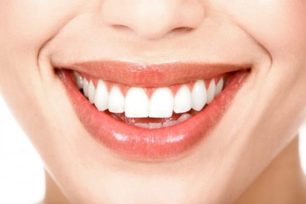 Înlocuirea și repararea smalțului dinților 2