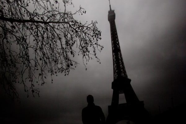 Zi de iarnă sumbră la Paris