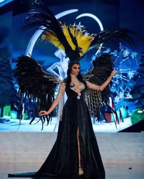 Costumații - Miss Univers 16