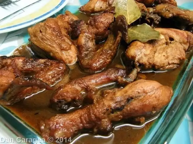 Mâncăruri naționale tradiționale - Adobo
